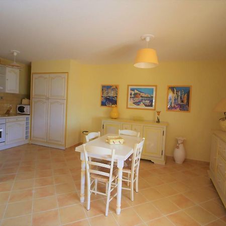 טיוקסיה Residence U Melu Grand T3 Jaune A L'Etage מראה חיצוני תמונה